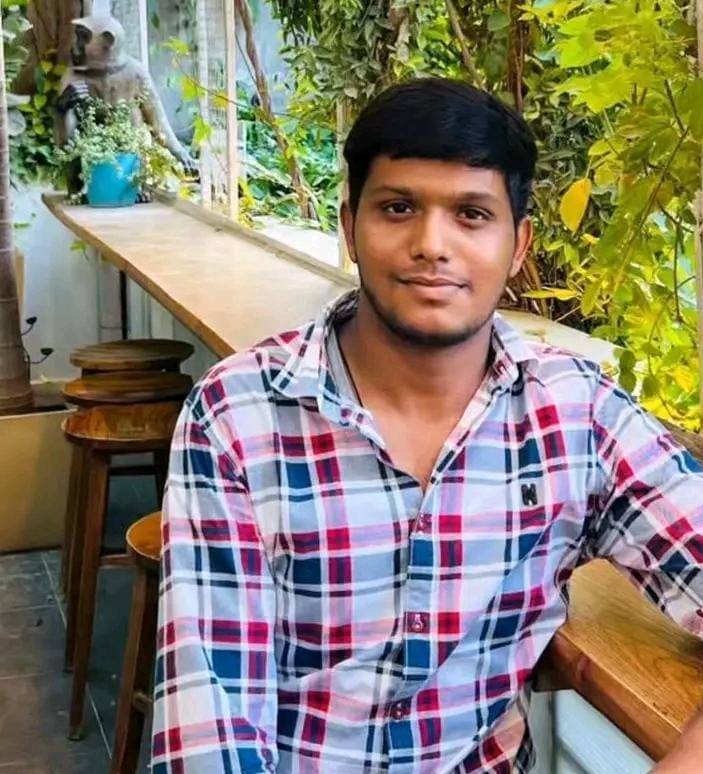 Body of B.Tech student found floating in pond