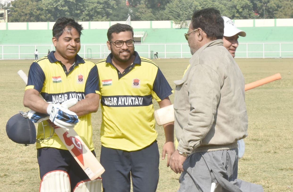 Easy victory for Municipal Commissioner XI