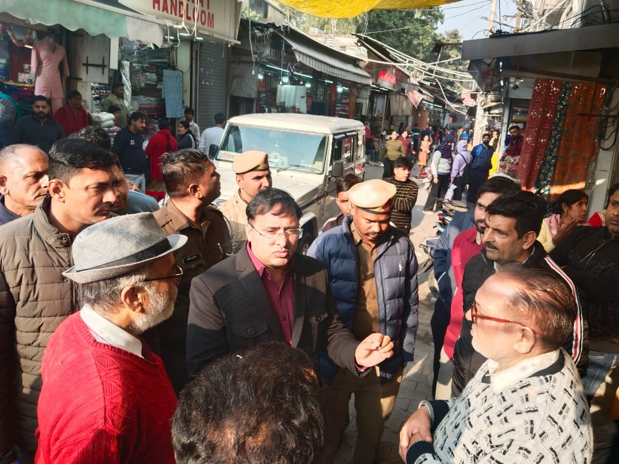 The municipal corporation removed the encroachments and confiscated the goods