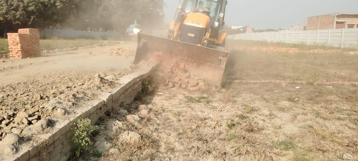 Two unauthorized colonies demolished in Secunderabad, one construction sealed in Khurja