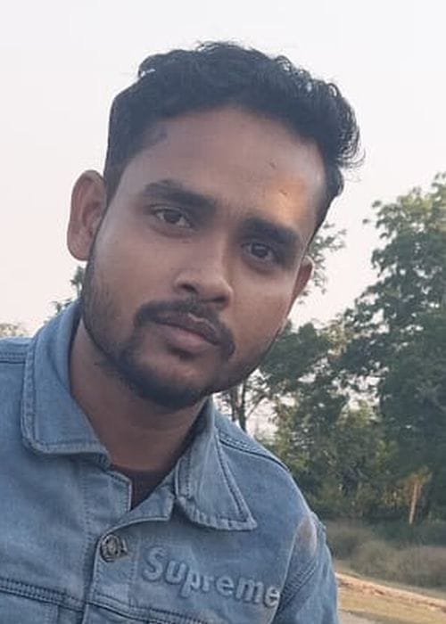 Traumatic death of a youth going to Barabanki, hit by an uncontrolled four-wheeler