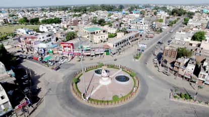 The mess of electric wires will be removed at Maharaja Agrasen Chowk and Maharana Pratap Chowk.