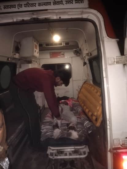 Dumper truck collides with parked trailer, cleaner dies.