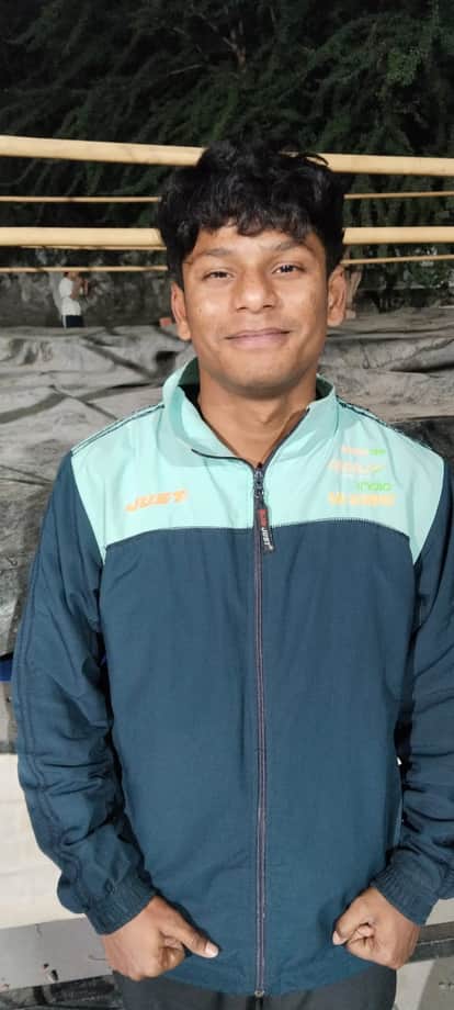 No hall for boxing ring, practicing under the open sky