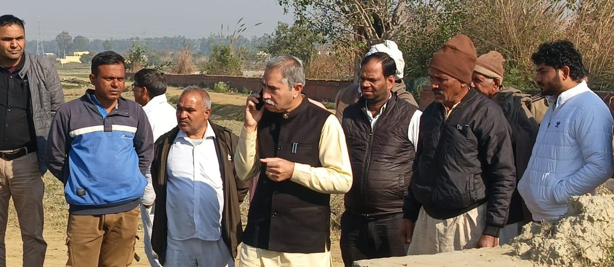 A severe irrigation crisis has gripped 100 acres of land, and a solution to the problem is being demanded.