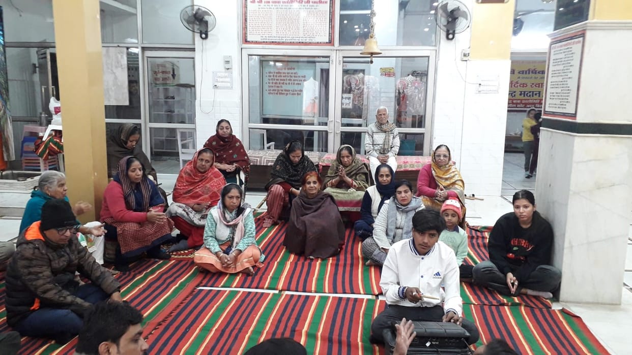 Readers and devotees recited and sang the Sundarkand.