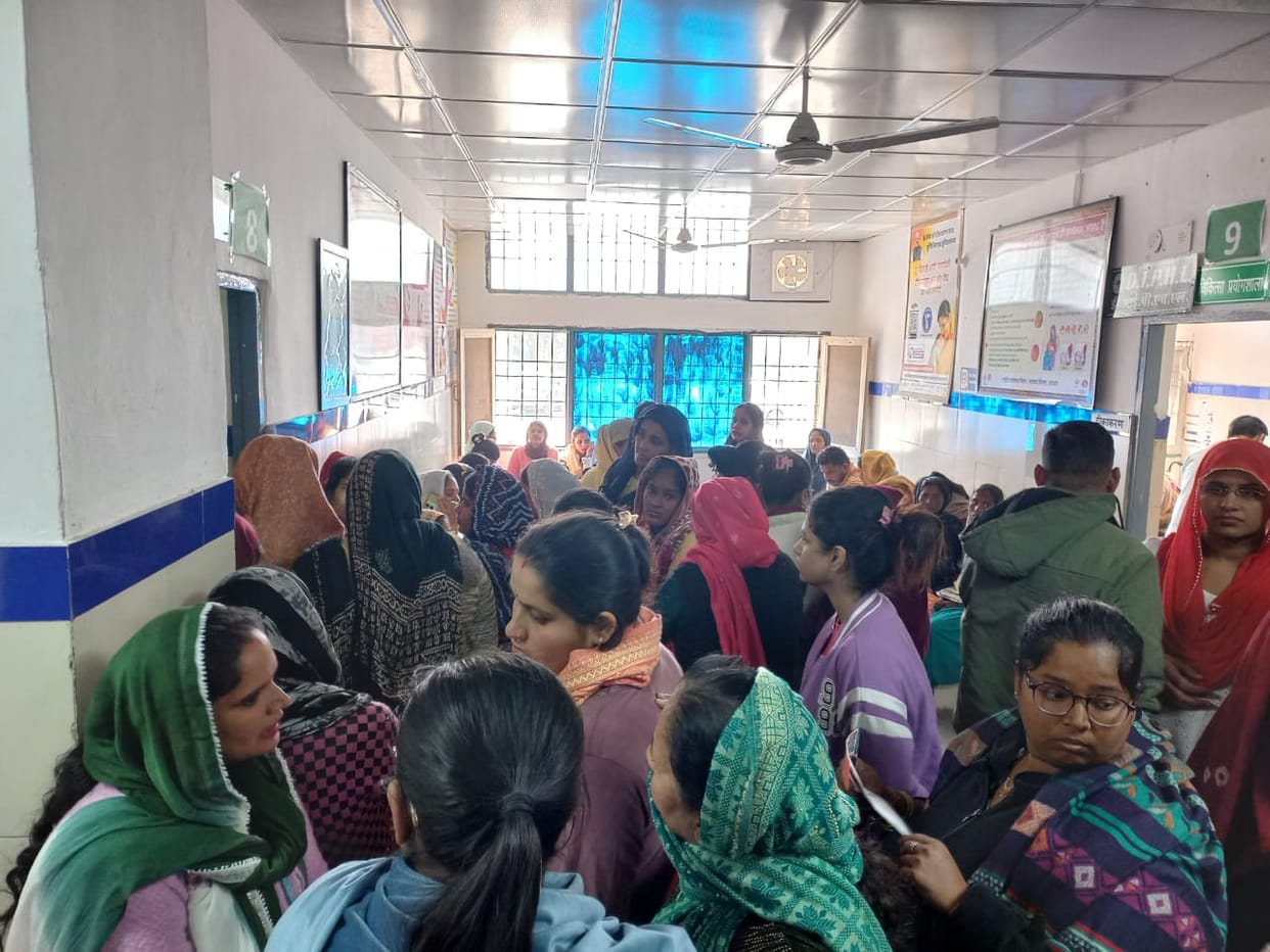Notices issued to 23 probationary doctors; eye patients were not examined by the disability board.