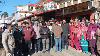 The company was changing the site leaving the road work incomplete, villagers created ruckus.