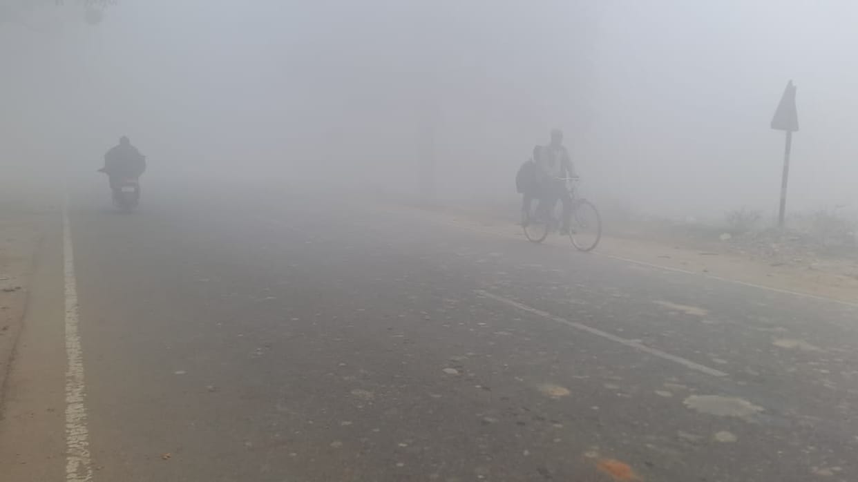 Tarai remained in the grip of dense fog