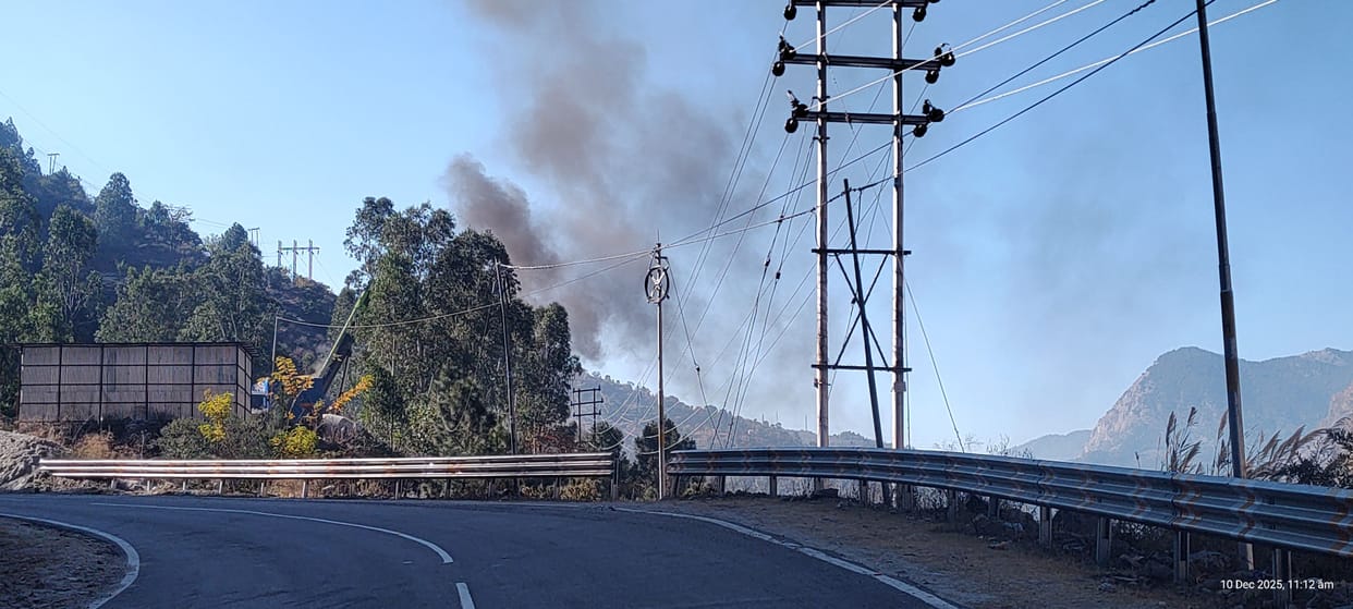 The administration should take concrete action against the pollution caused by stone crushers with hot mixers.
