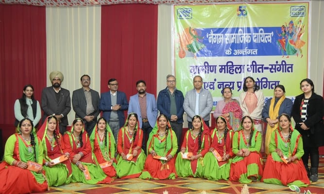 Atal Mahila Mandal Sedpa tops in group dance