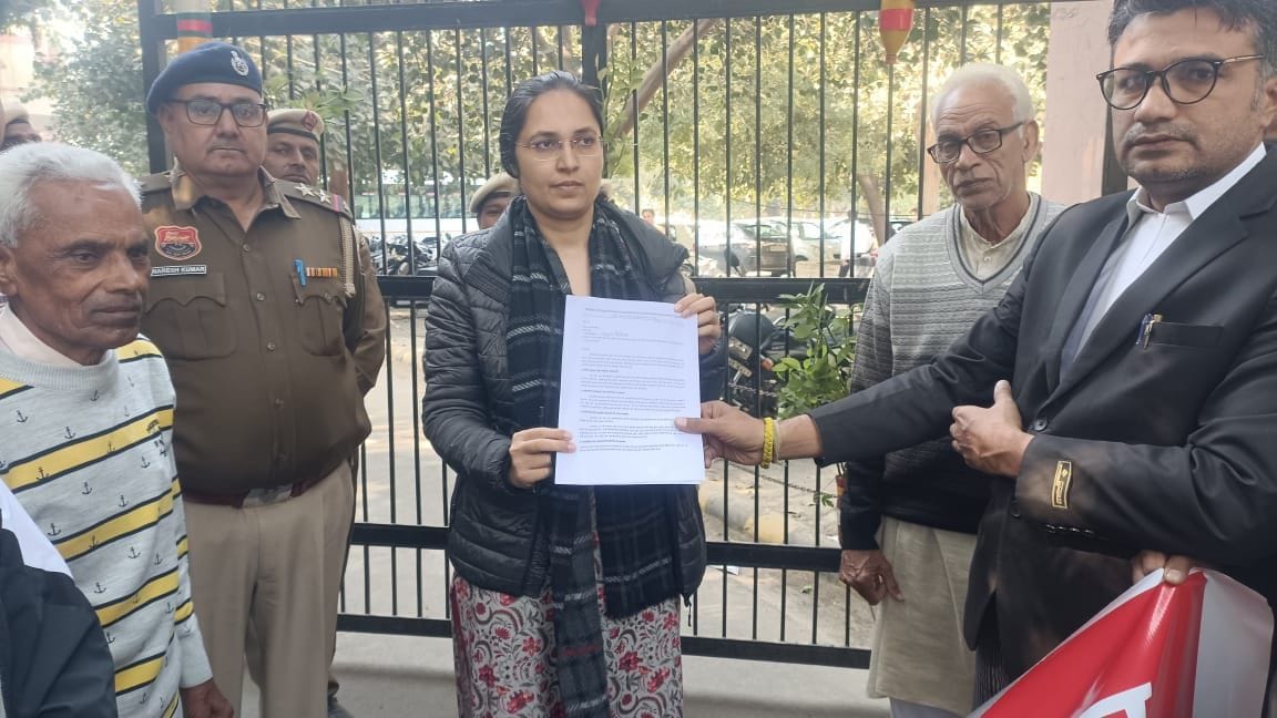 Protest against the unconstitutional method of conducting SIR