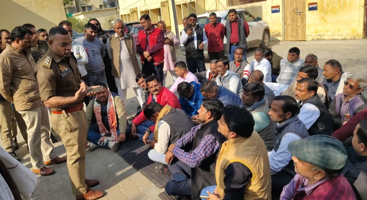 BJP leader staged a sit-in protest after he was denied a hearing at the police station.
