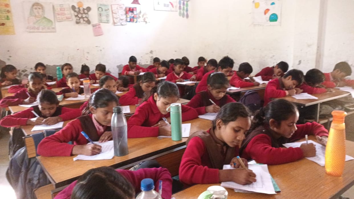 Many students were confused in the oral examination, some gave answers immediately.