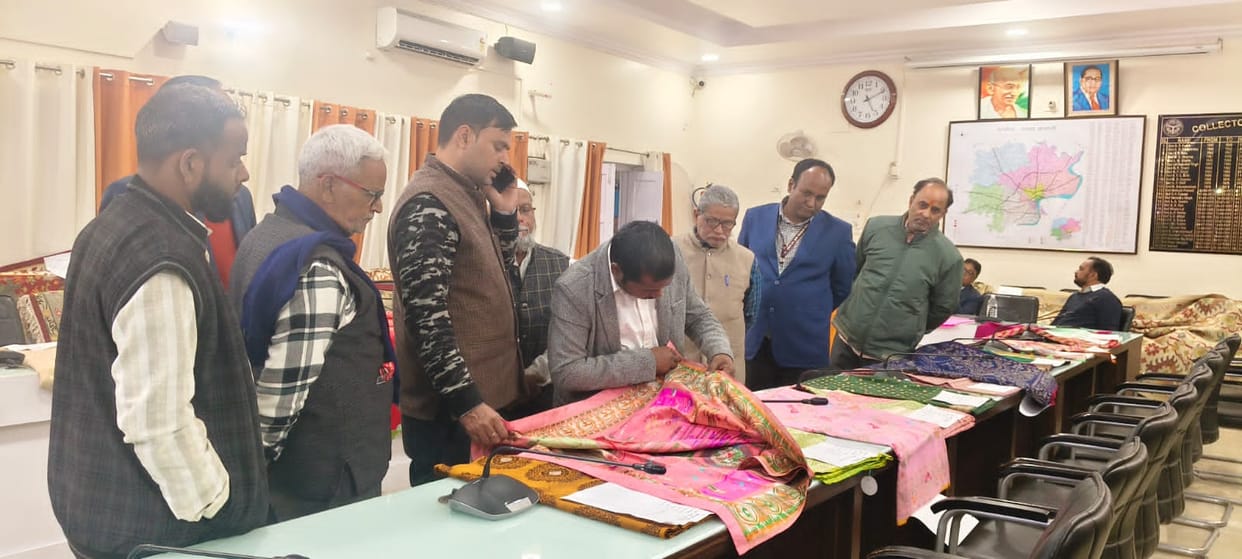 Three weavers from Purvanchal selected for Sant Kabir State Handloom Award