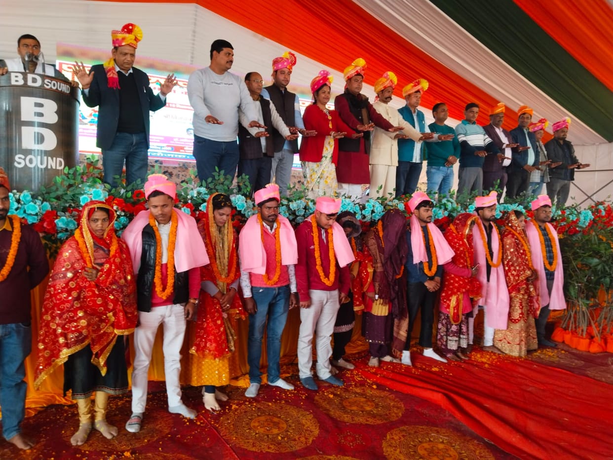 Mass marriage: 70 couples get married