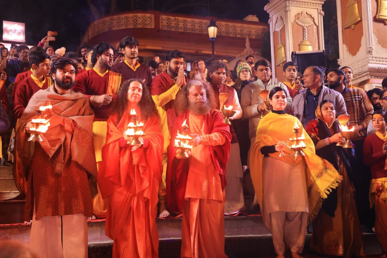 Chitralekha participated in Ganga Aarti