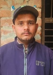 Liquor shop salesman robbed, report filed against four unidentified persons