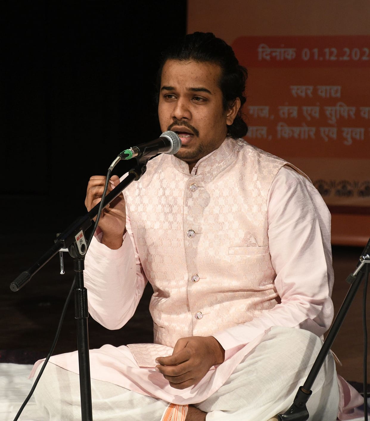 The stage was decorated with the voices of young artists