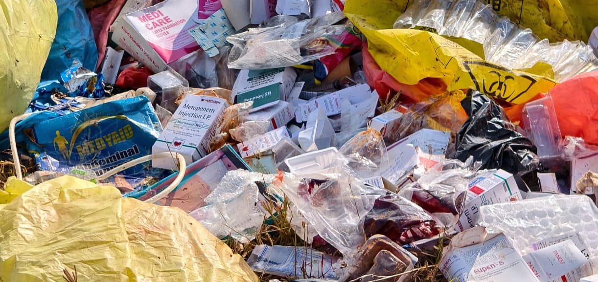 Rules ignored... dangerous medical waste being thrown with garbage