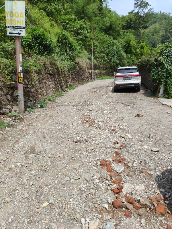 The road in Upper Tapovan will be asphalted