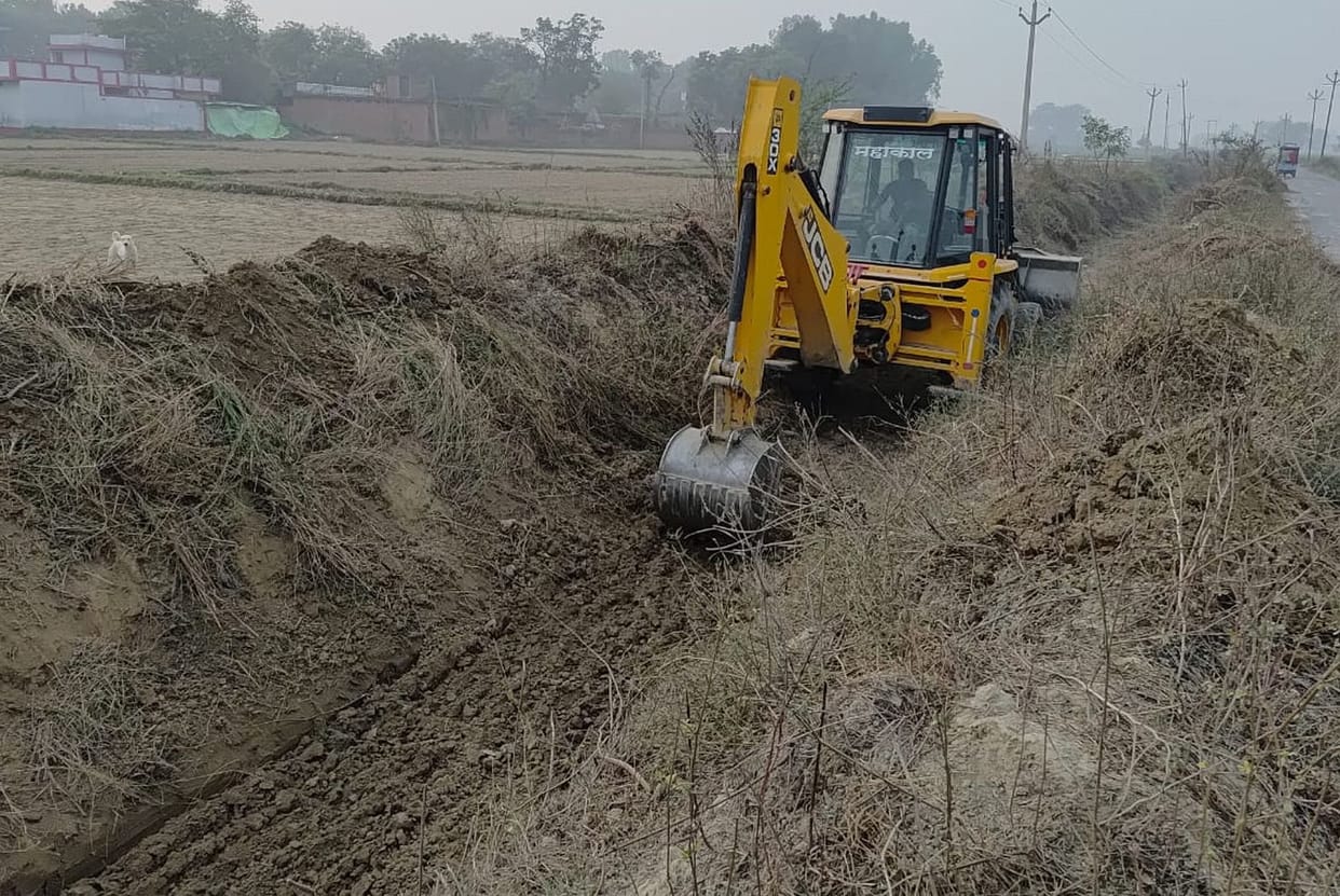 Cleaning of Babhangawan Minor started again