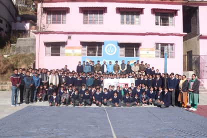 Students should focus on building their careers, not followers on social media: DSP