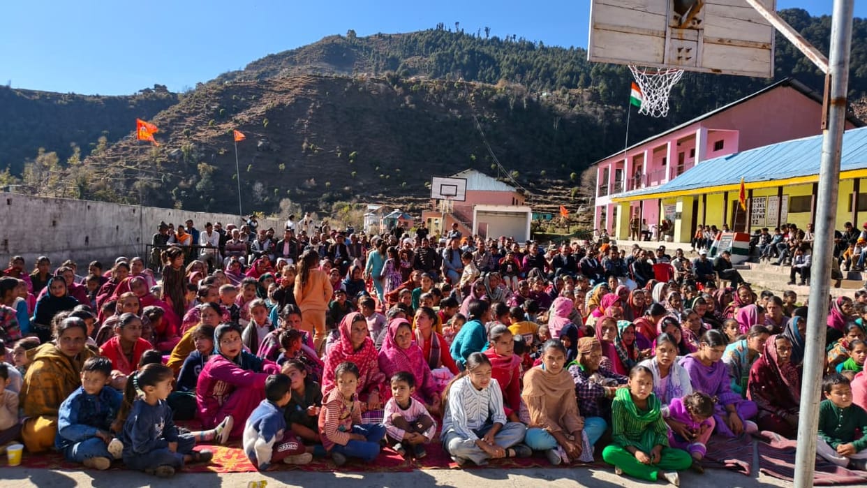 It is the Hindus who wish for the well-being of the entire world: Anurag