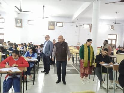 Students created ruckus when they were stopped from entering the college without identity cards.