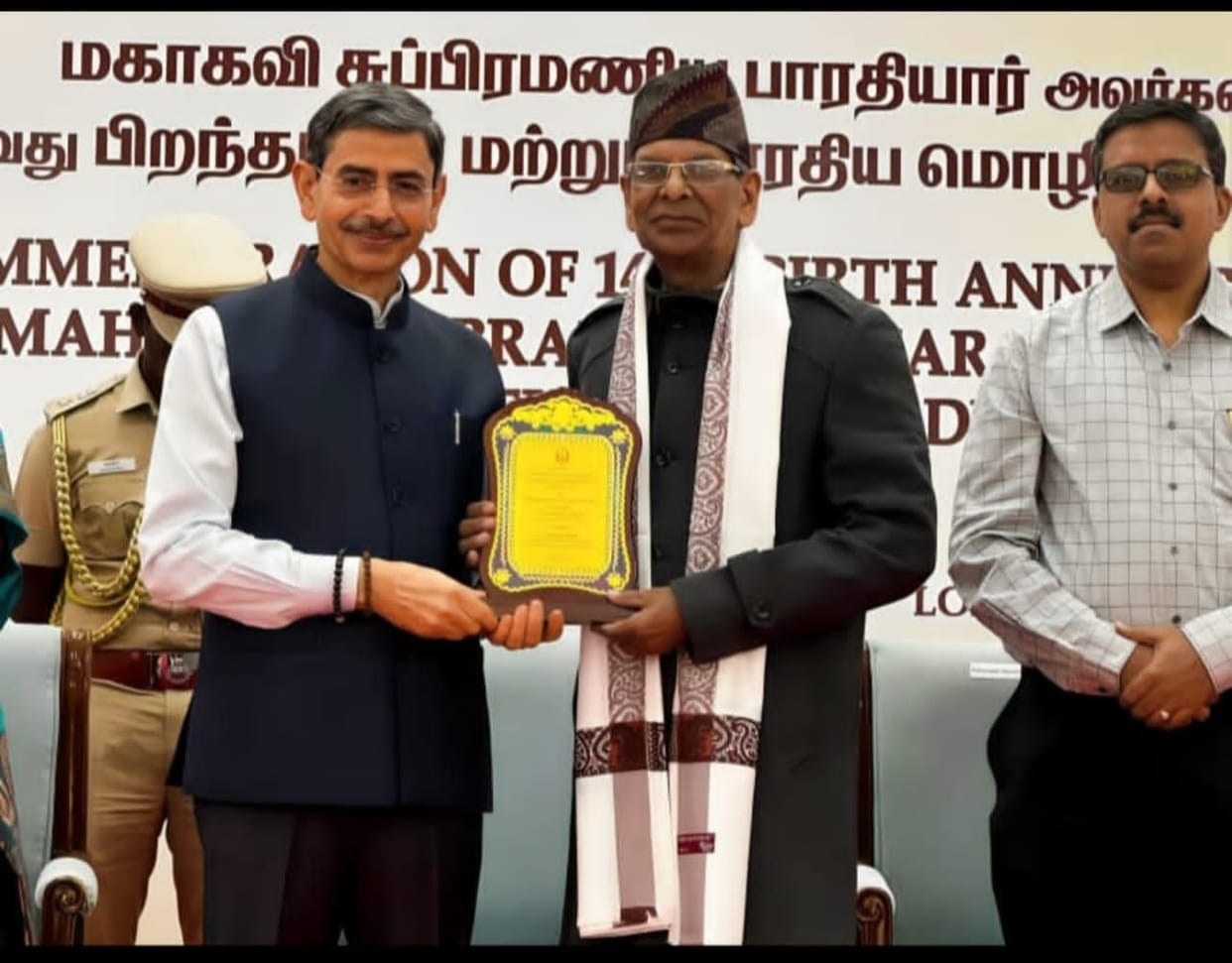 Dr. Manav received the special literary award