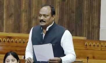 Kasganj-Atrauli and Etah to Tundla road should be made a national highway.