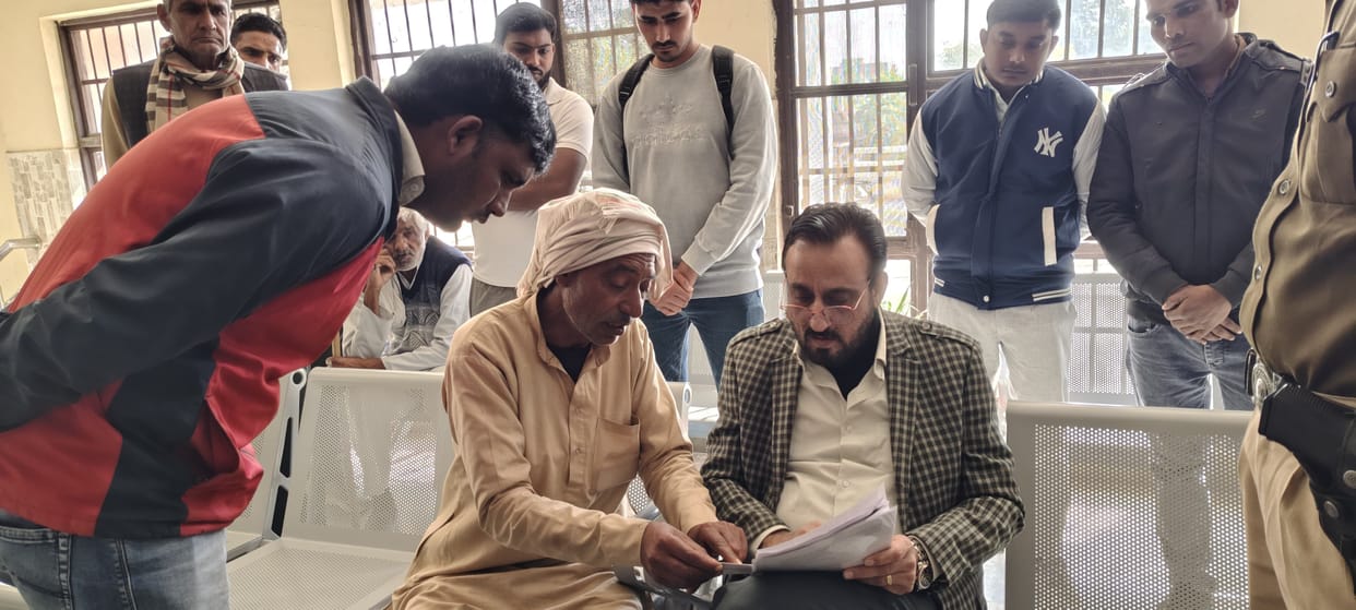 DC listened to the problems of the citizens in the veranda