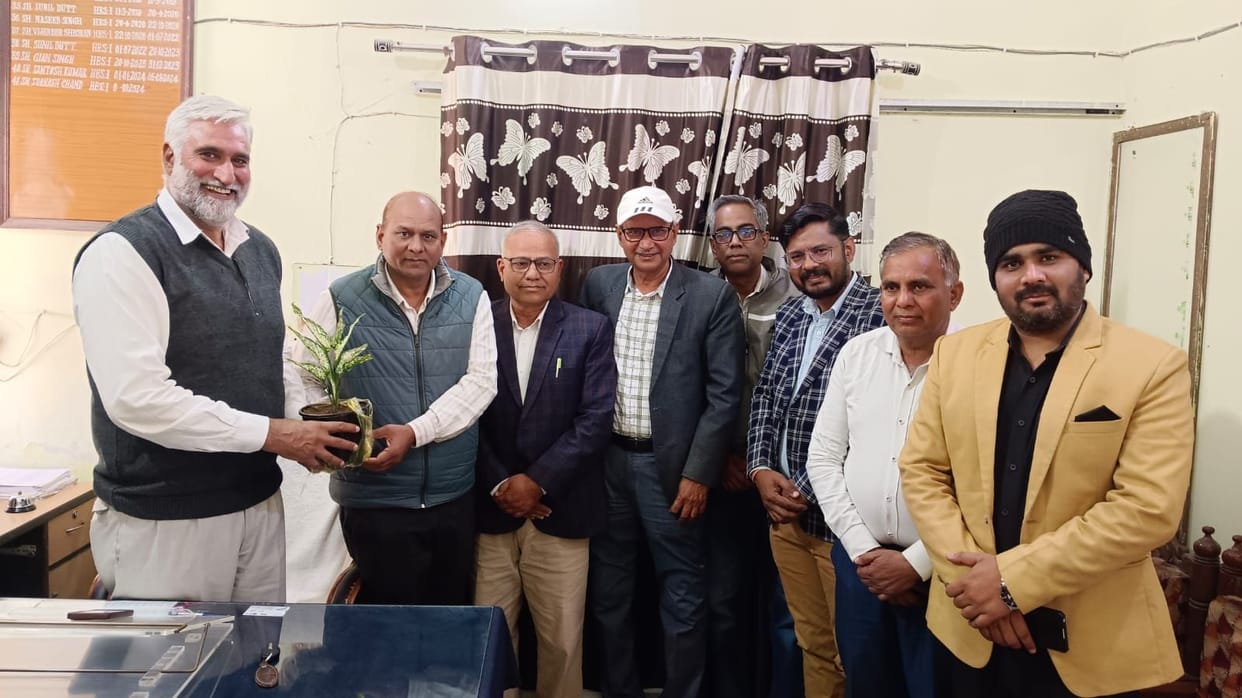 Dr. Vishweshwar took charge as District Education Officer