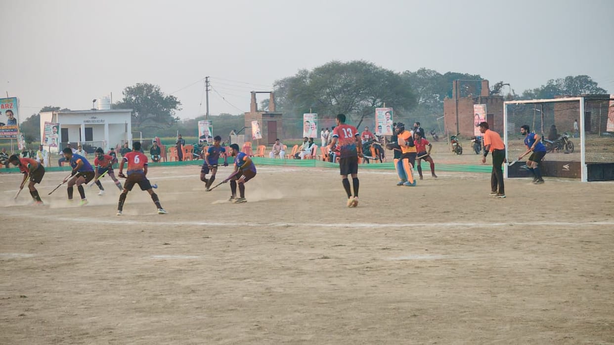 Varanasi hockey team defeated West Central Railway Jabalpur by a score of 3-1.