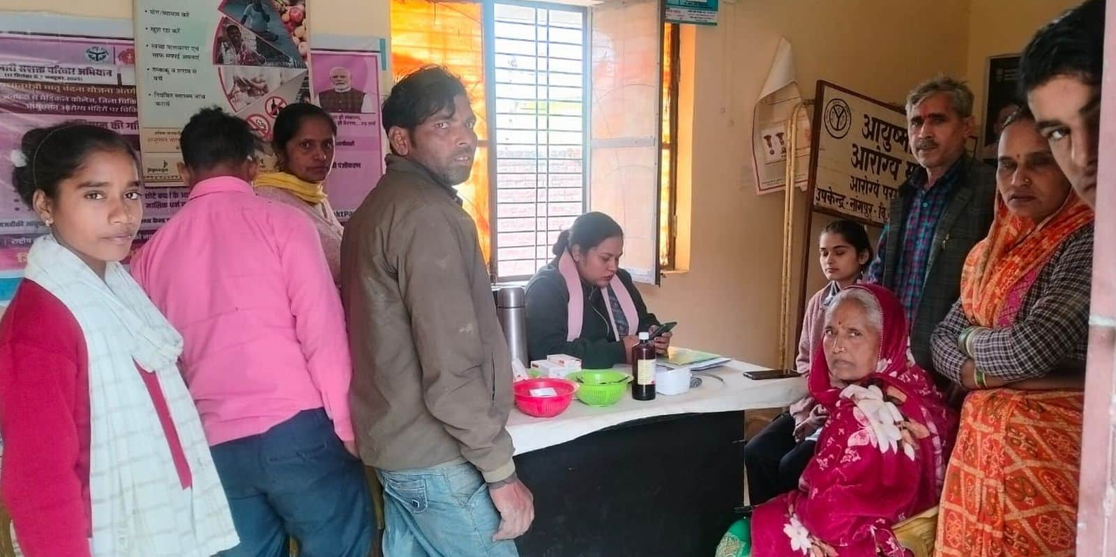 नागपुर में बनाए जा रहे आयुष्मान कार्ड। स्रोत स्वास्थ्य विभाग