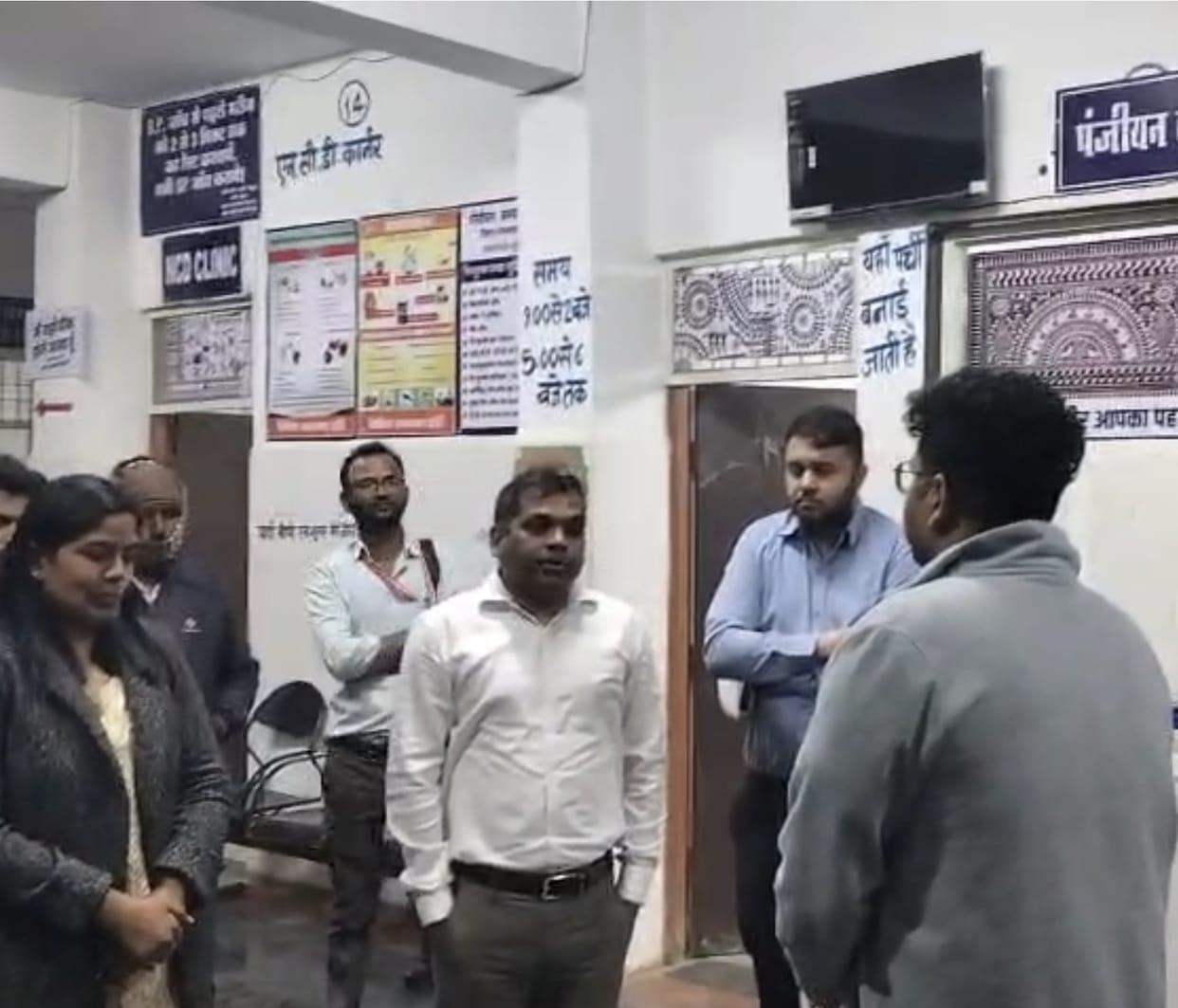Collector, doctor and CMHO reprimanded over filth