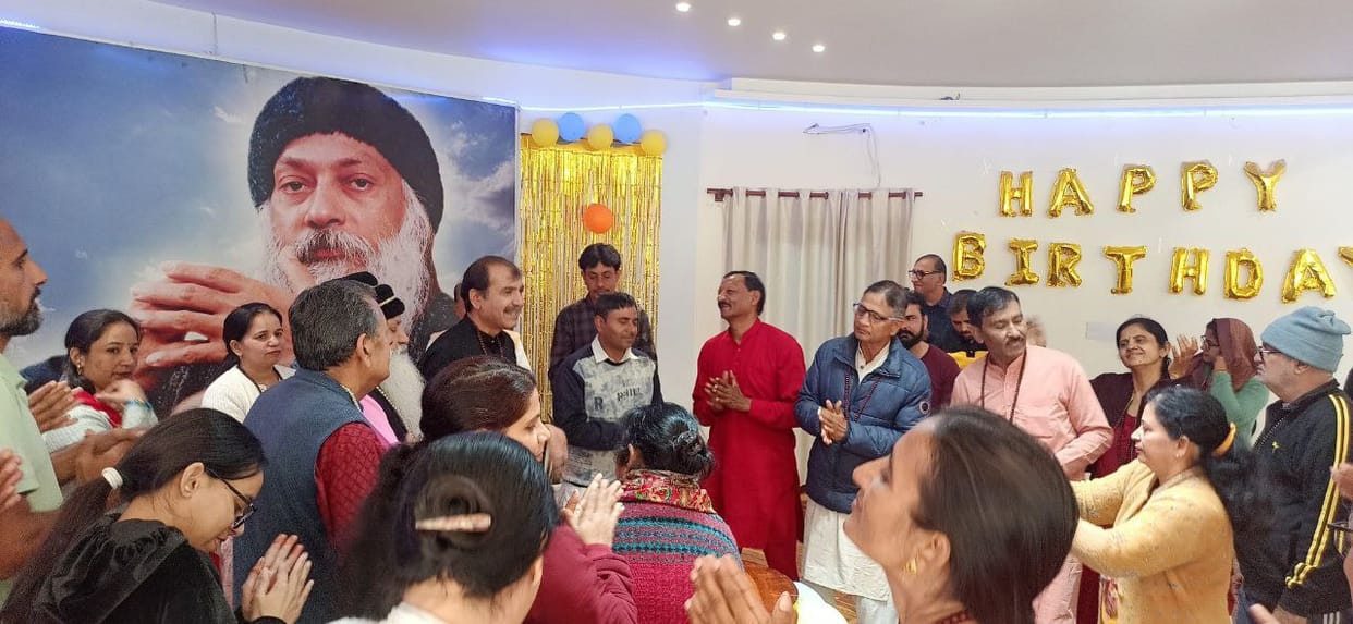 Sadhaks celebrated Osho's birth anniversary and pledged to adopt his teachings.