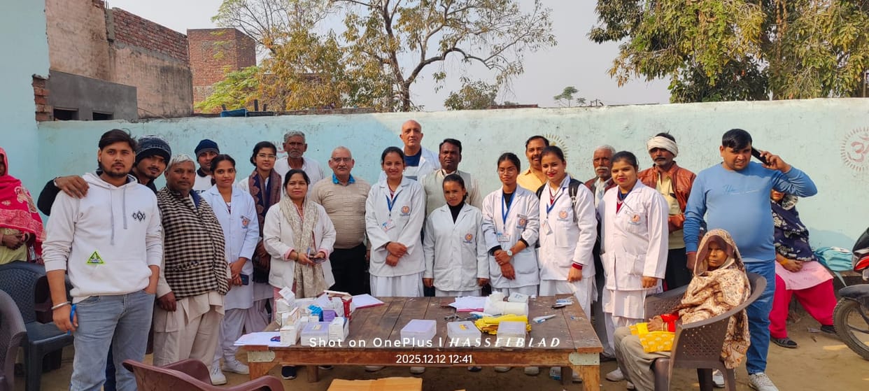 Patients were examined and medicines were distributed.
