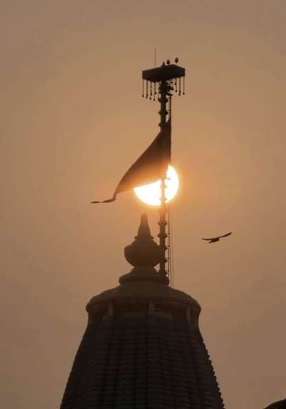 Flag hoisting will take place on the summit of seven temples on 31st.