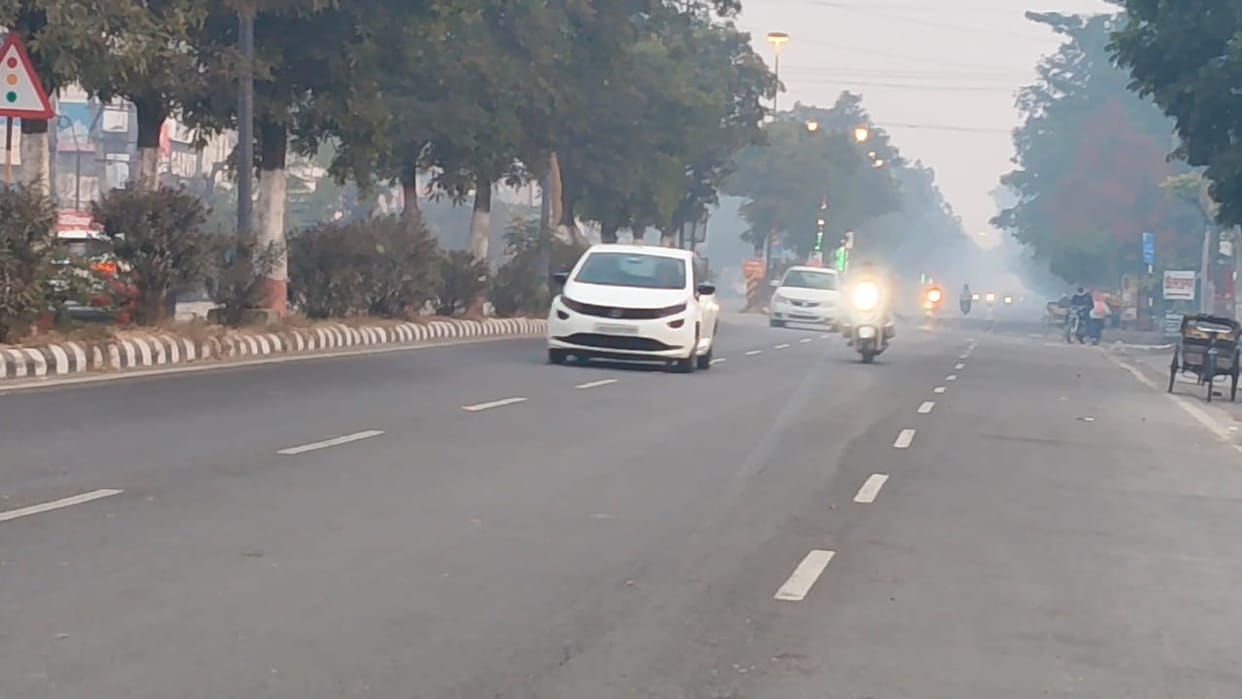 Cold wave intensifies, fog reduces visibility, causing problems for drivers