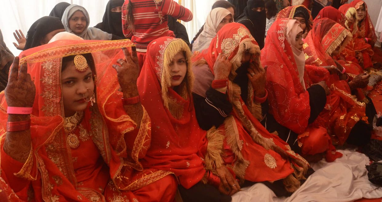 540 couples took the seven vows, 11 Muslim couples accepted Nikah.