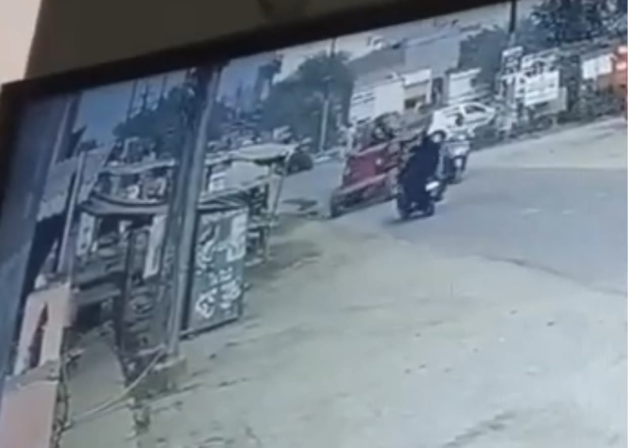 Four bike riders collide with tractor, child dies