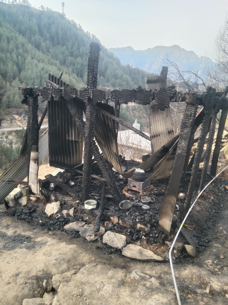 Kitchen burnt to ashes in Khalwan
