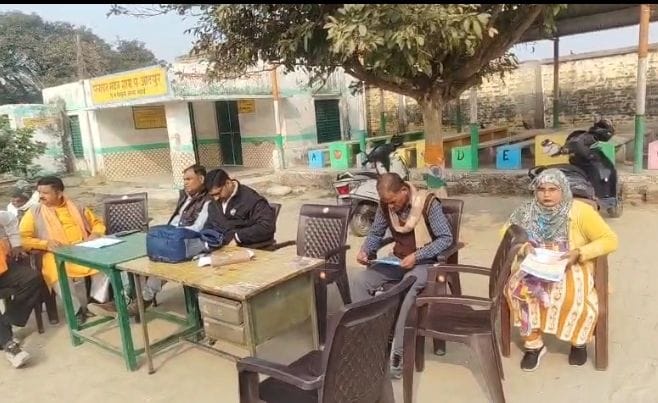 Following the uproar, the nodal officer postponed the meeting called to discuss the ration quota proposal.