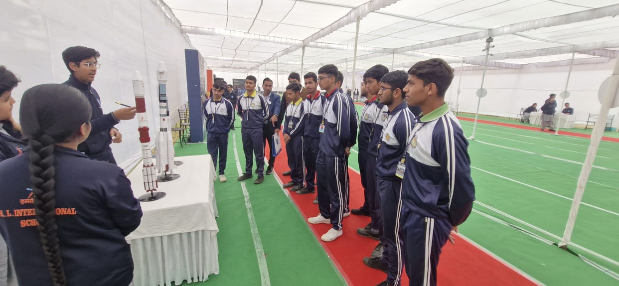 Students of DM Public School visited the exhibition.