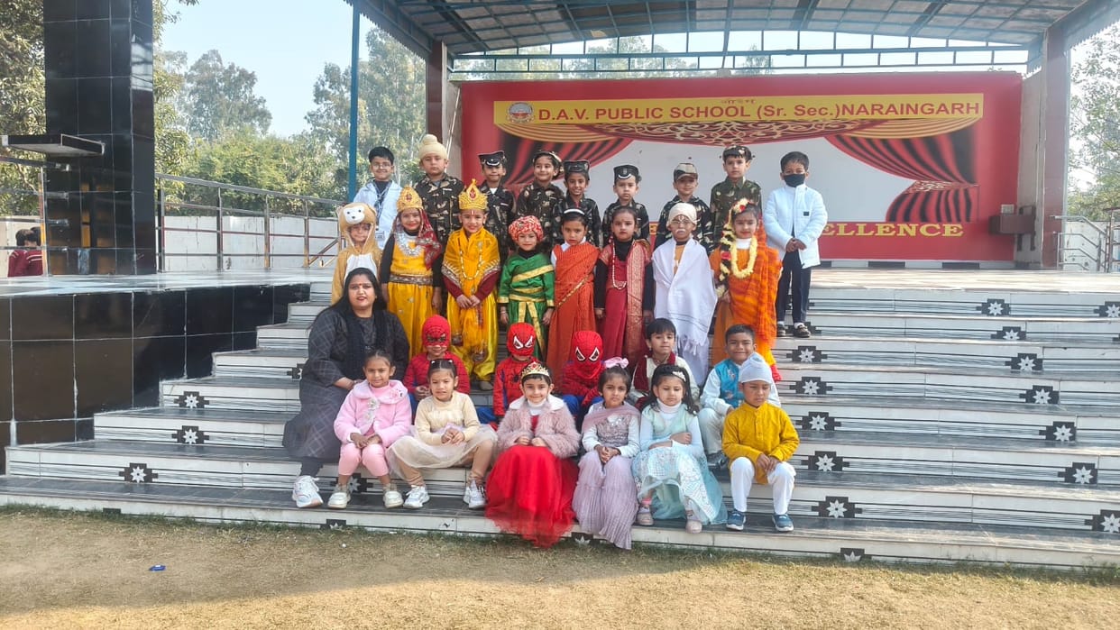 Children dressed up in attractive costumes and showcased their talents.
