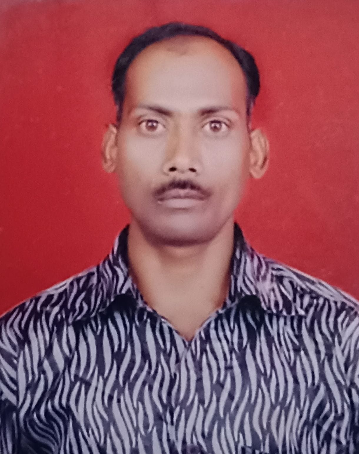 A villager troubled by illness committed suicide by hanging himself.A villager troubled by illness committed suicide by hanging himself.
