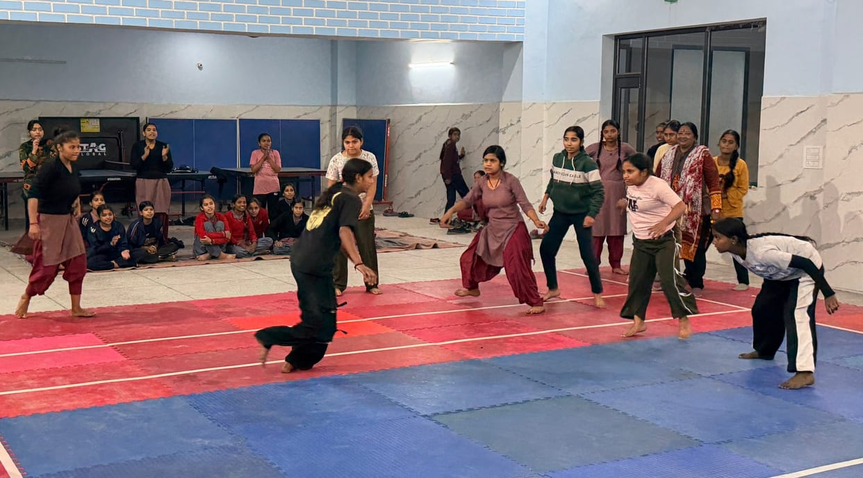 Arya Kanya Tigresses win the district-level kabaddi tournament