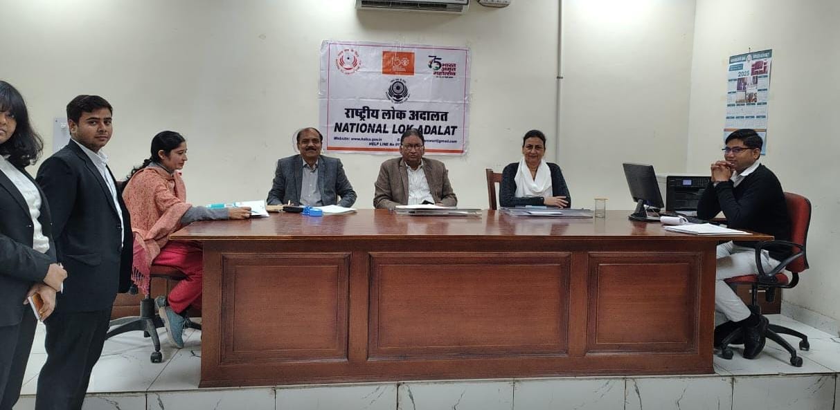 320 cases were settled in the permanent Lok Adalat (People's Court).