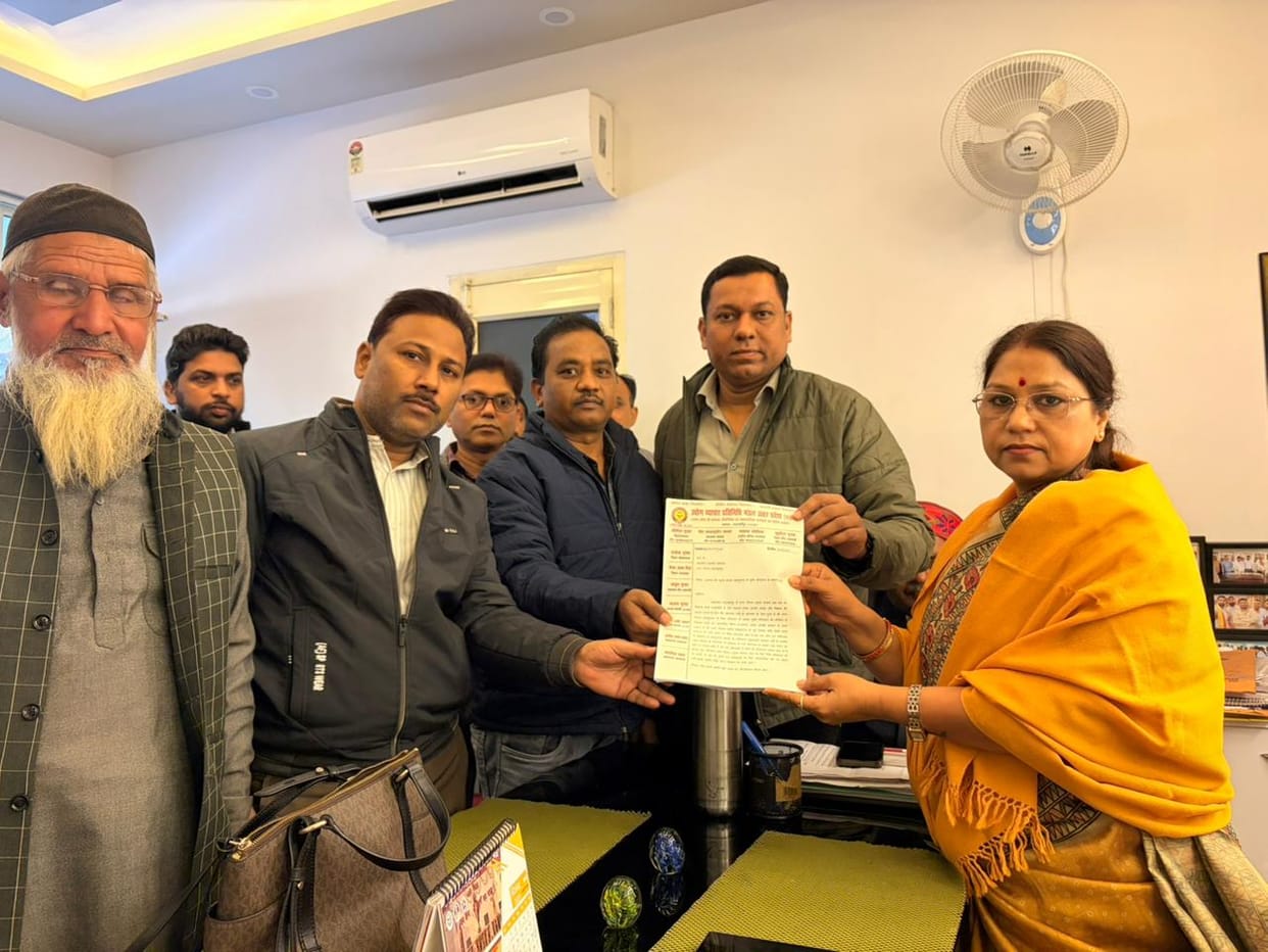 Demand raised for renovation of old toilet in Bahadurganj